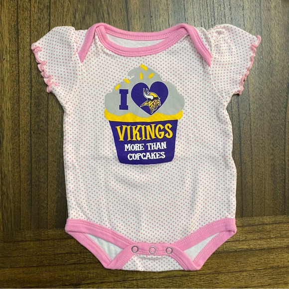 Minnesota Vikings bodysuit/onesie set of 2 size 0-3 Months - Picture 1 of 7